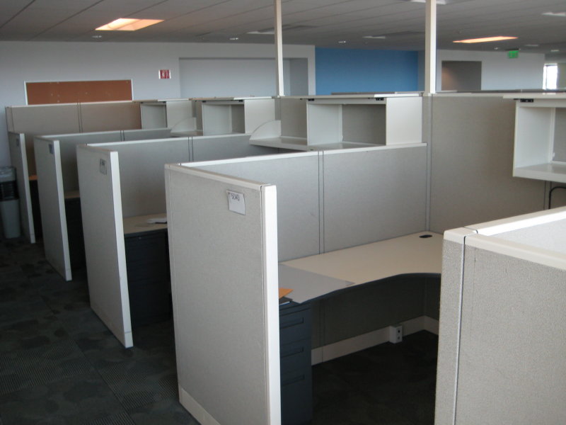6' x 8' Allsteel cubicle